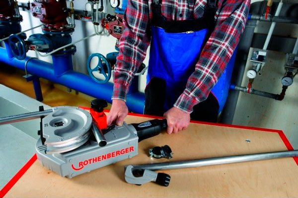 Использование электрического трубогиба Rothenberger Robend 3000 Set 1/2"-5/8"-3/4"-7/8"